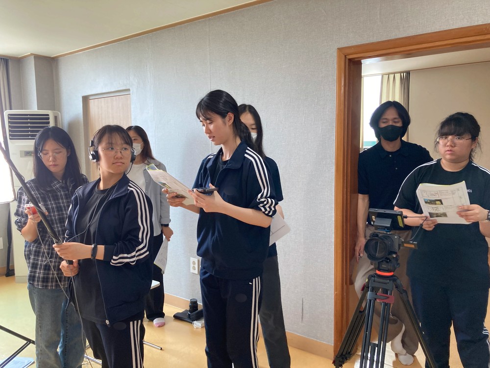 “레디, 액션!” 카메라 너머의 성장, 단편영화 촬영 현장